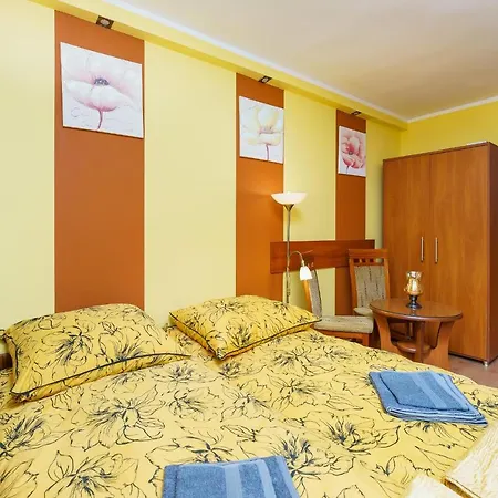 Goscinne Pod Roza Appartement *