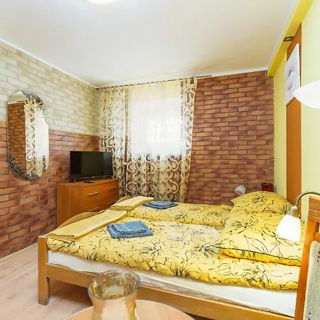 Apartment Goscinne Pod Roza Kolobrzeg